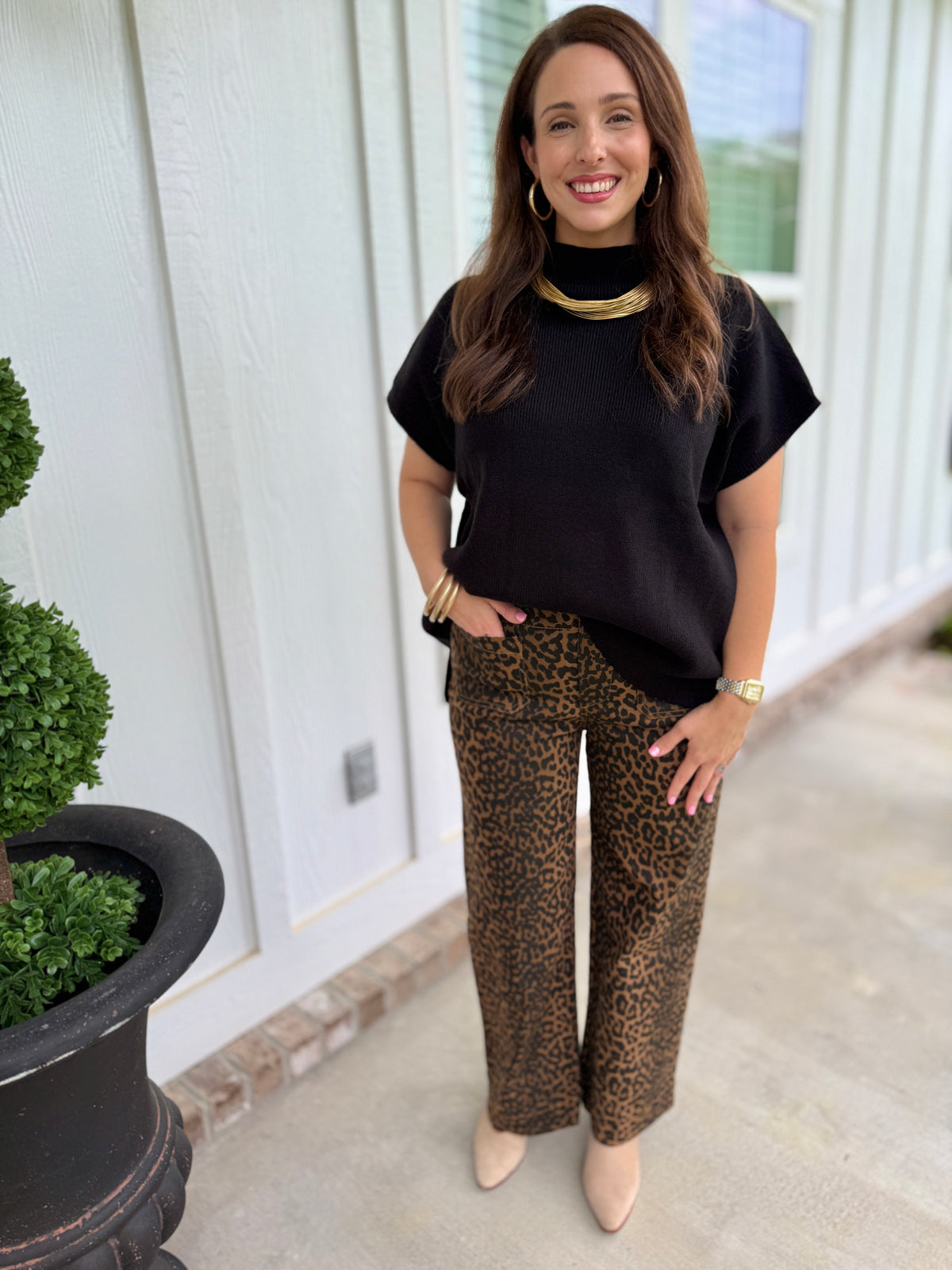 Black Short Sleeve Sweater